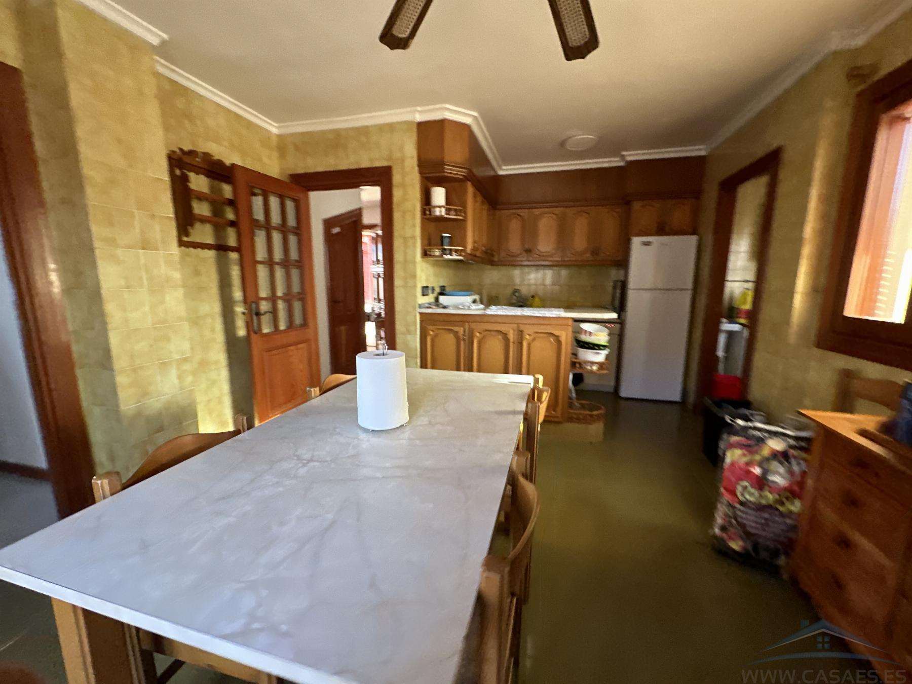 For rent of chalet in Roquetas de Mar