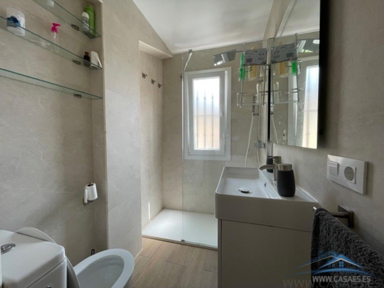 For rent of flat in Aguadulce