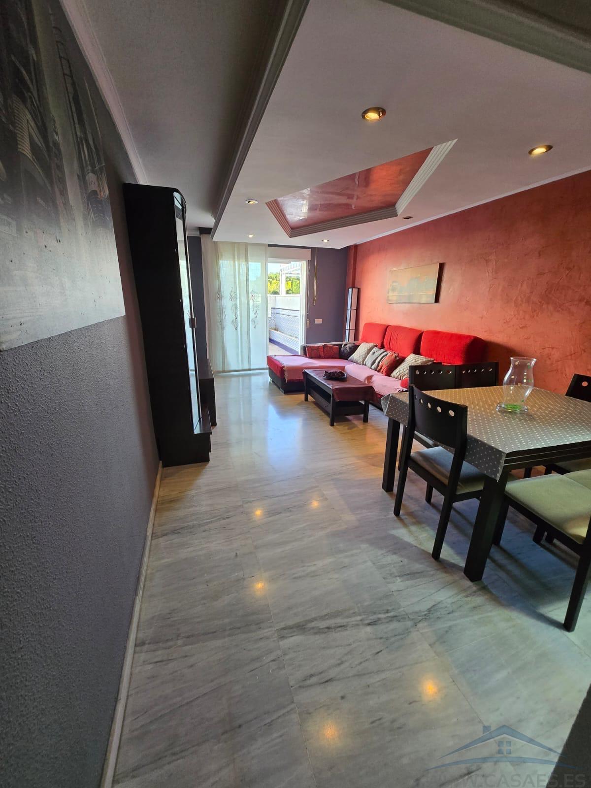 For sale of duplex in Roquetas de Mar