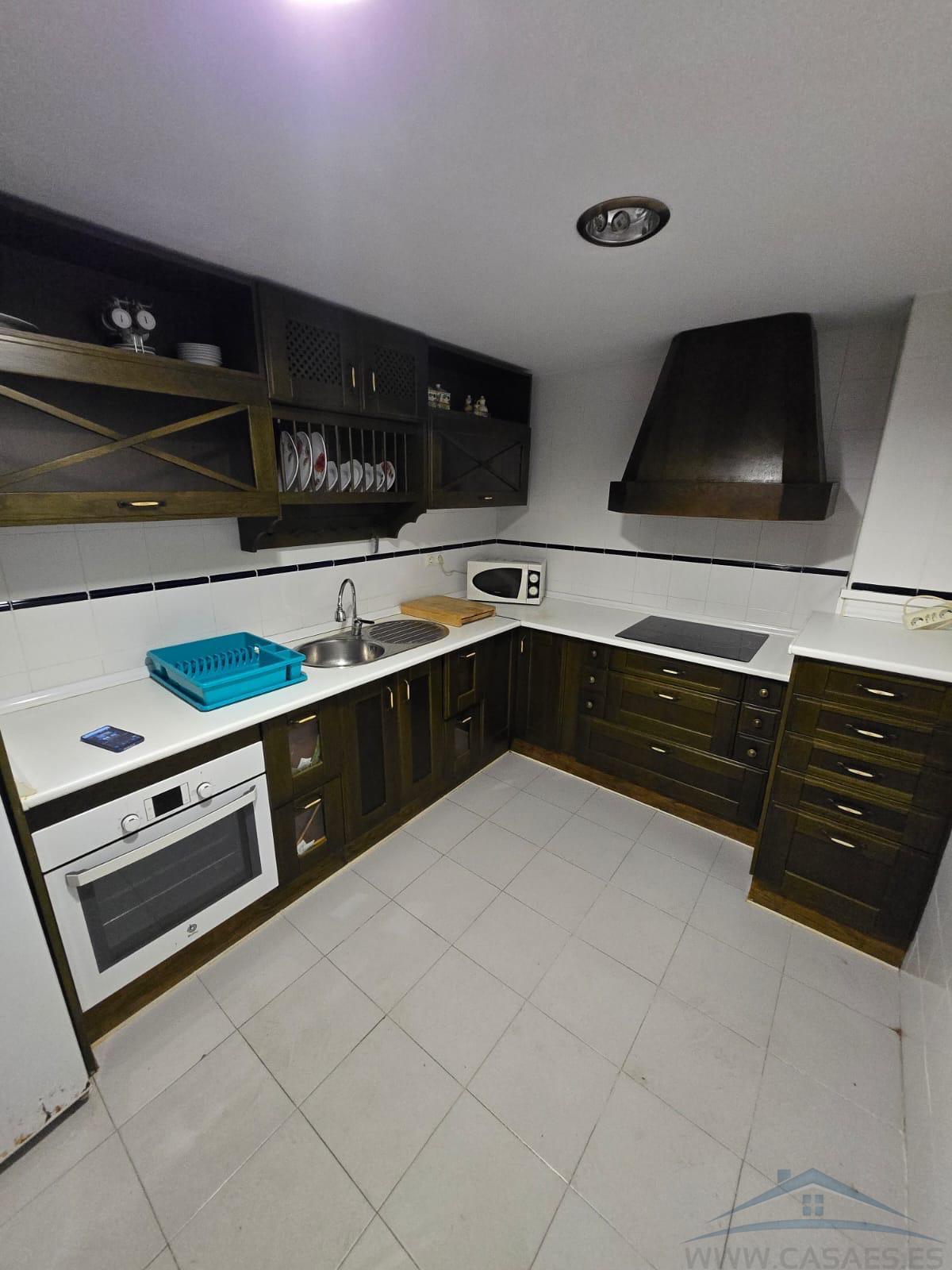 For sale of duplex in Roquetas de Mar