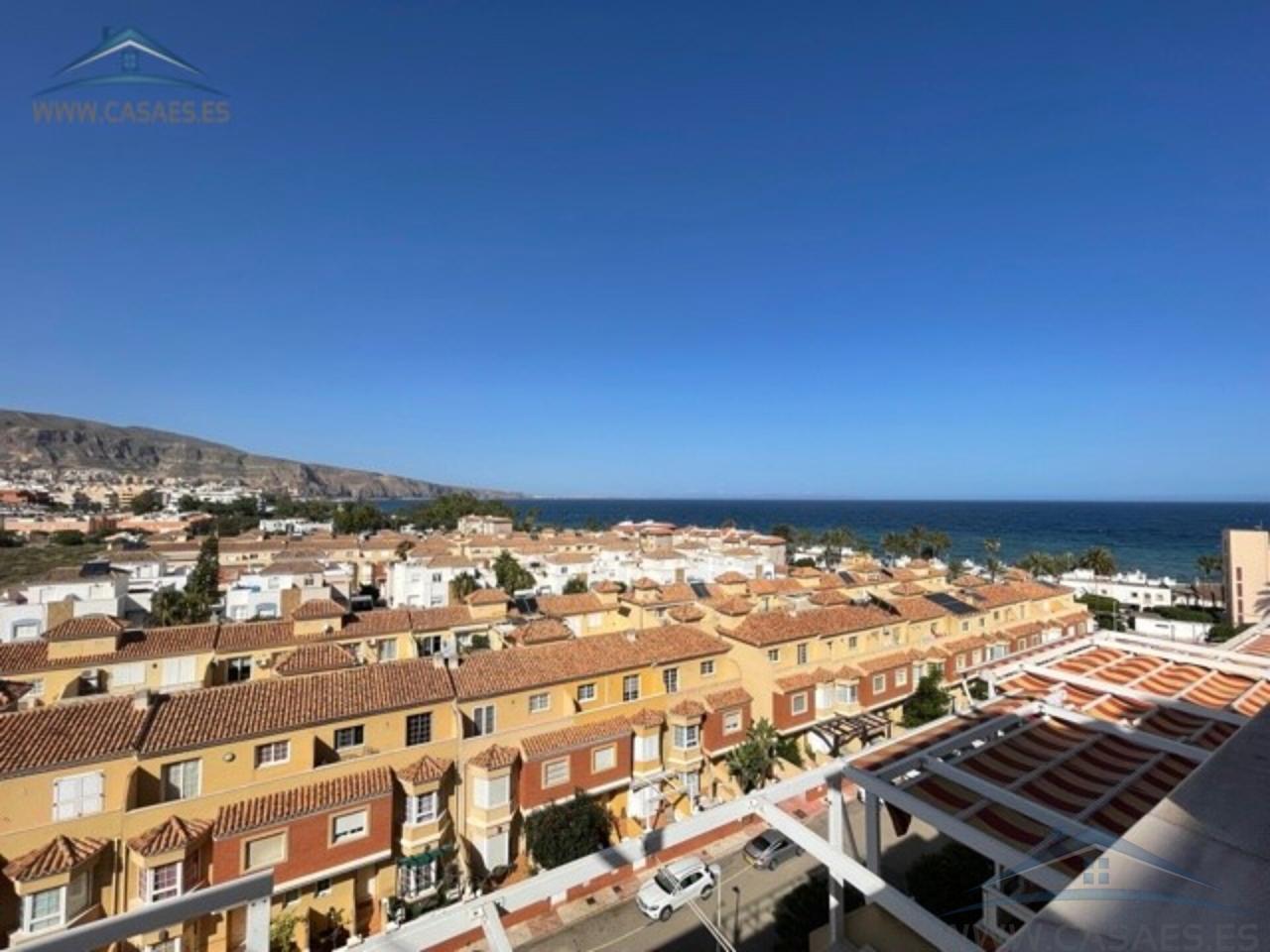 For rent of flat in Roquetas de Mar