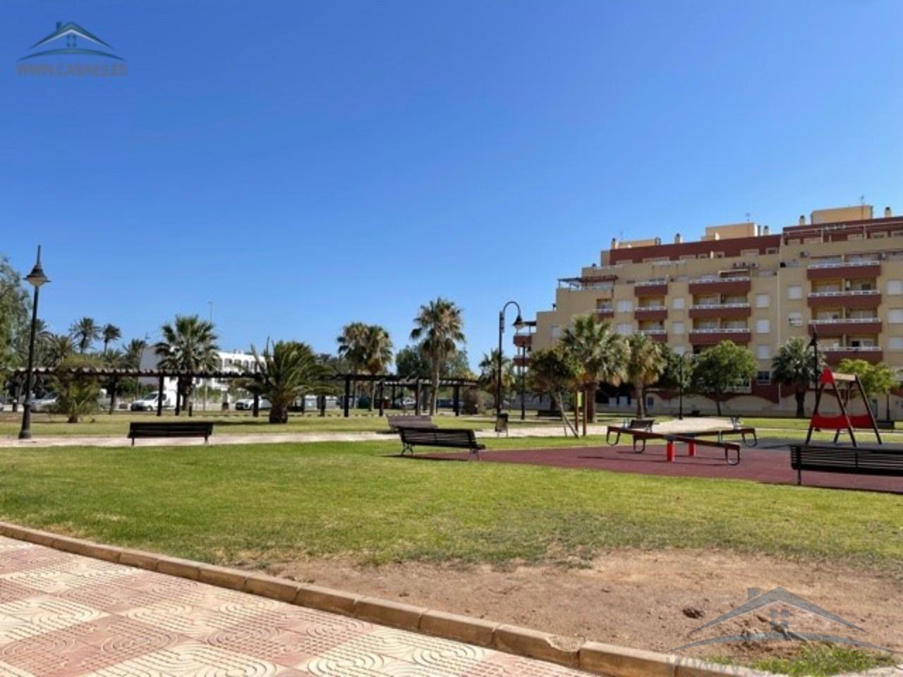 For rent of flat in Roquetas de Mar