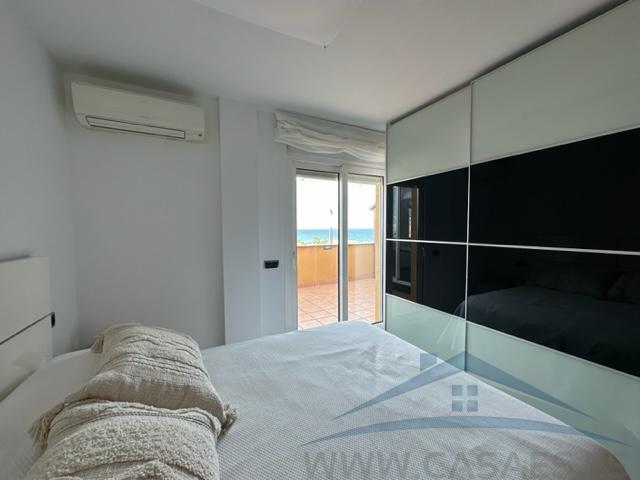 For rent of flat in Roquetas de Mar