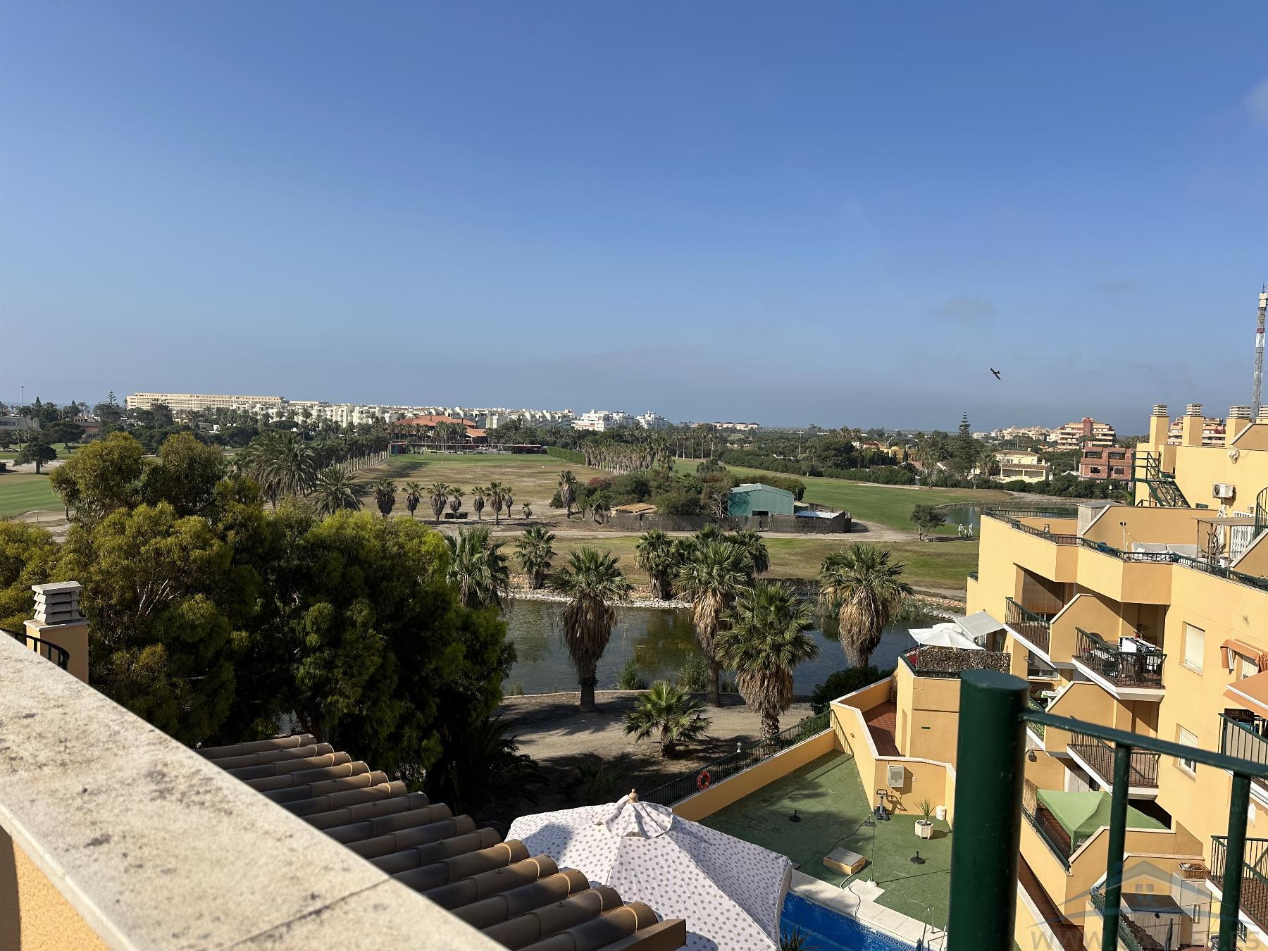 For sale of penthouse in Roquetas de Mar