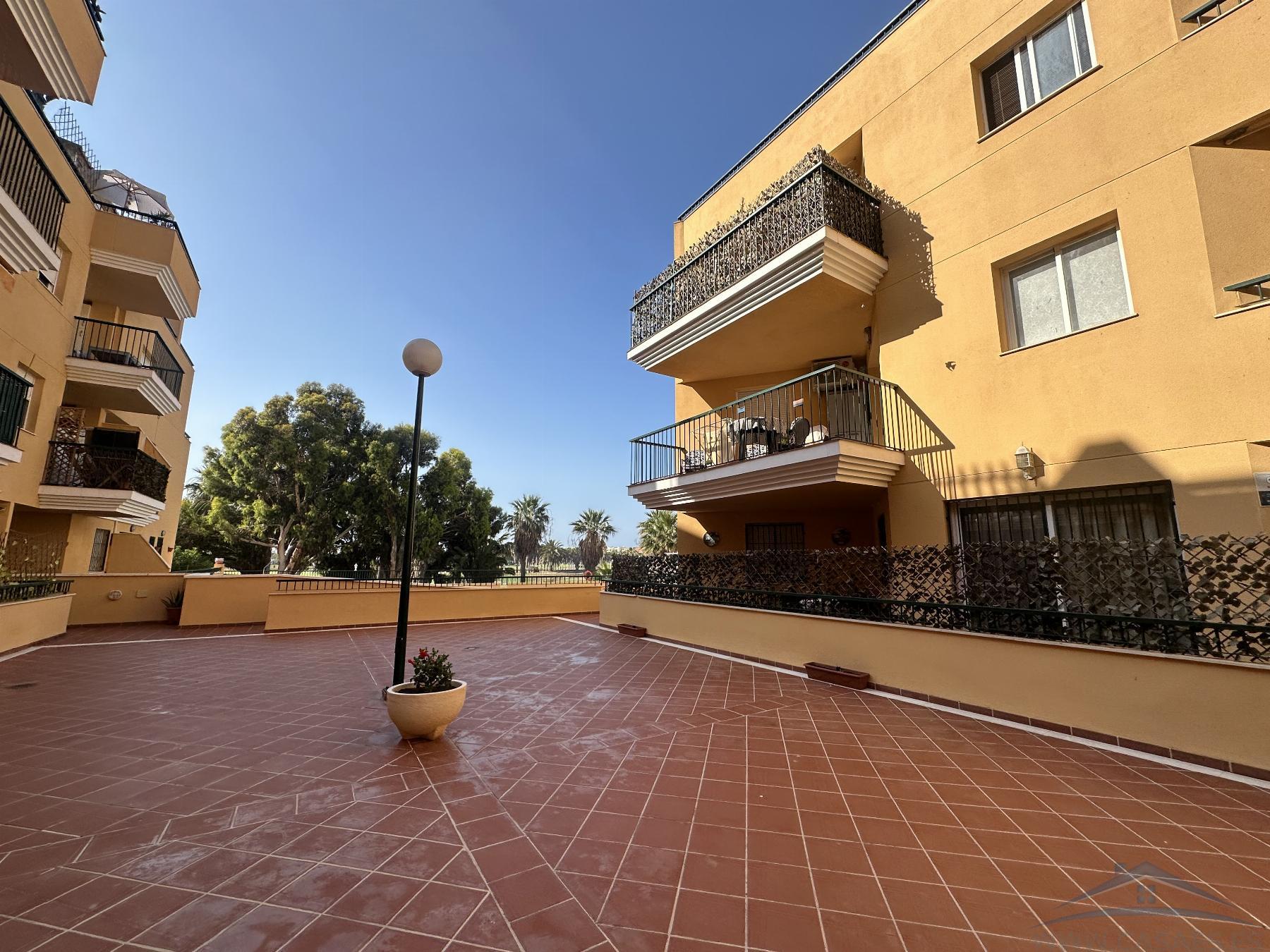 For sale of penthouse in Roquetas de Mar