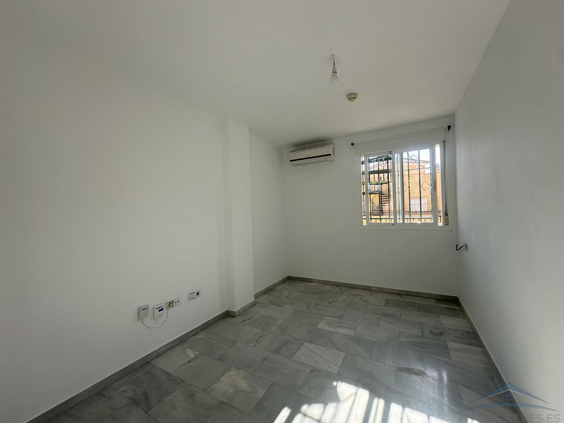 For sale of penthouse in Roquetas de Mar