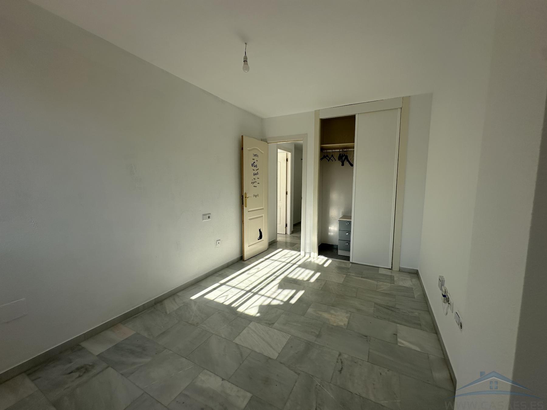 For sale of penthouse in Roquetas de Mar