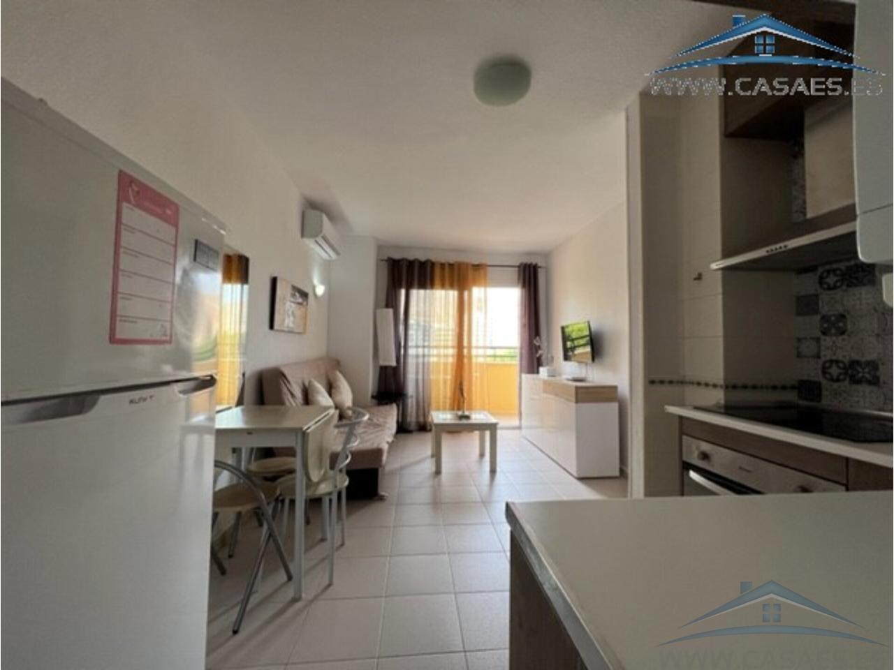 For rent of flat in Roquetas de Mar