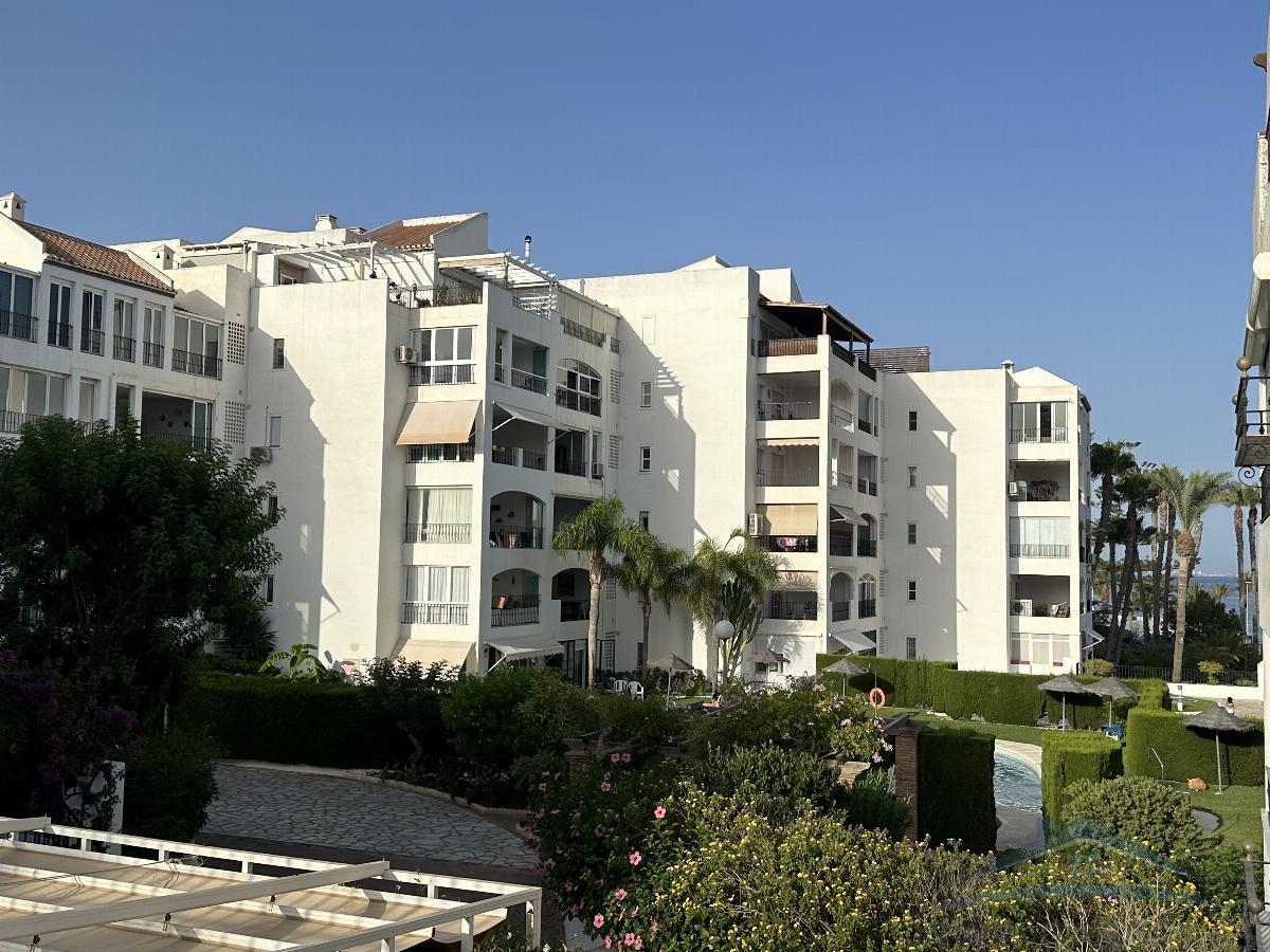 For rent of flat in Aguadulce
