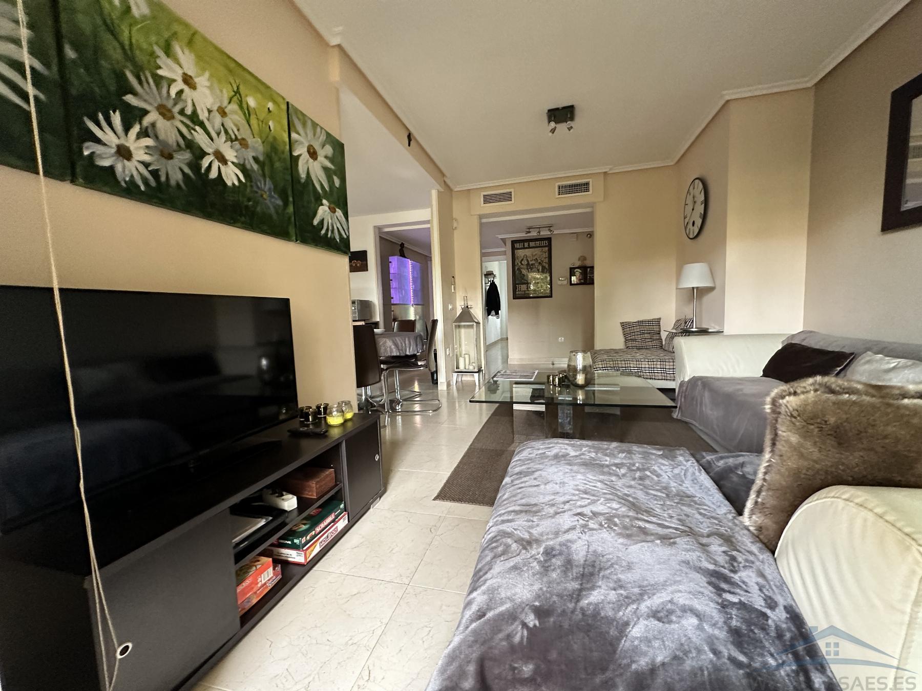 For rent of flat in Roquetas de Mar
