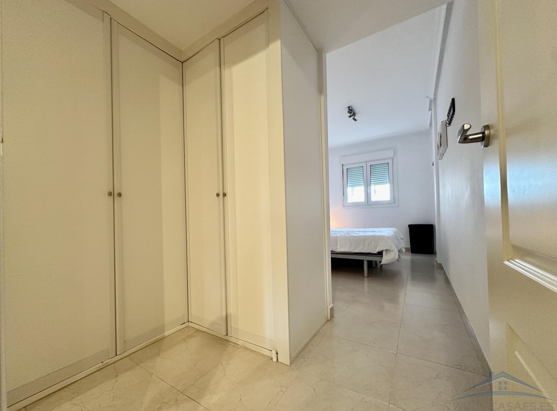 For rent of flat in Roquetas de Mar