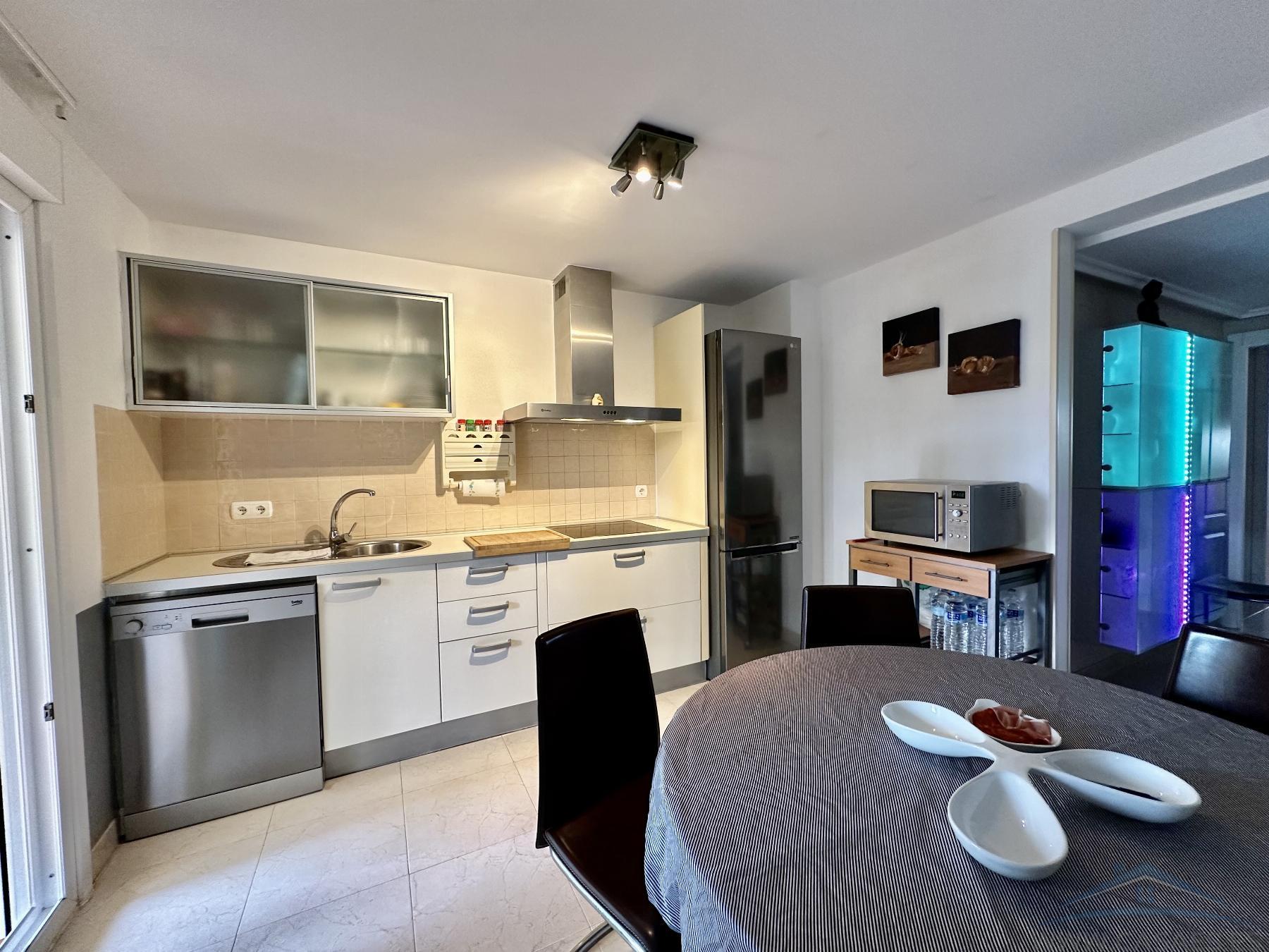 For rent of flat in Roquetas de Mar