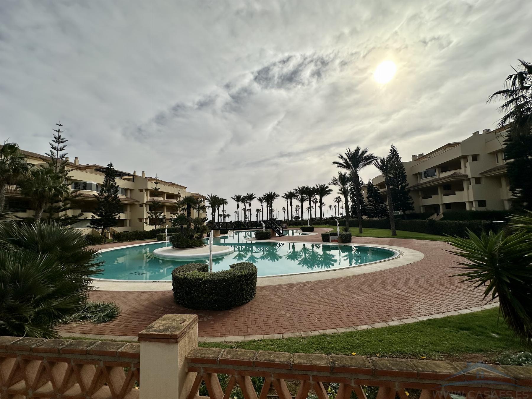 For rent of flat in Roquetas de Mar