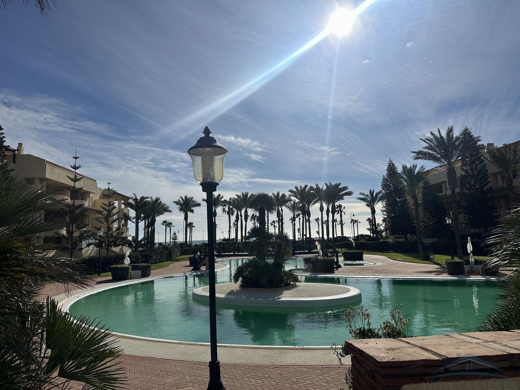 For rent of flat in Roquetas de Mar