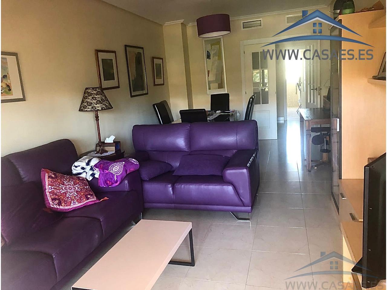 For rent of flat in Roquetas de Mar