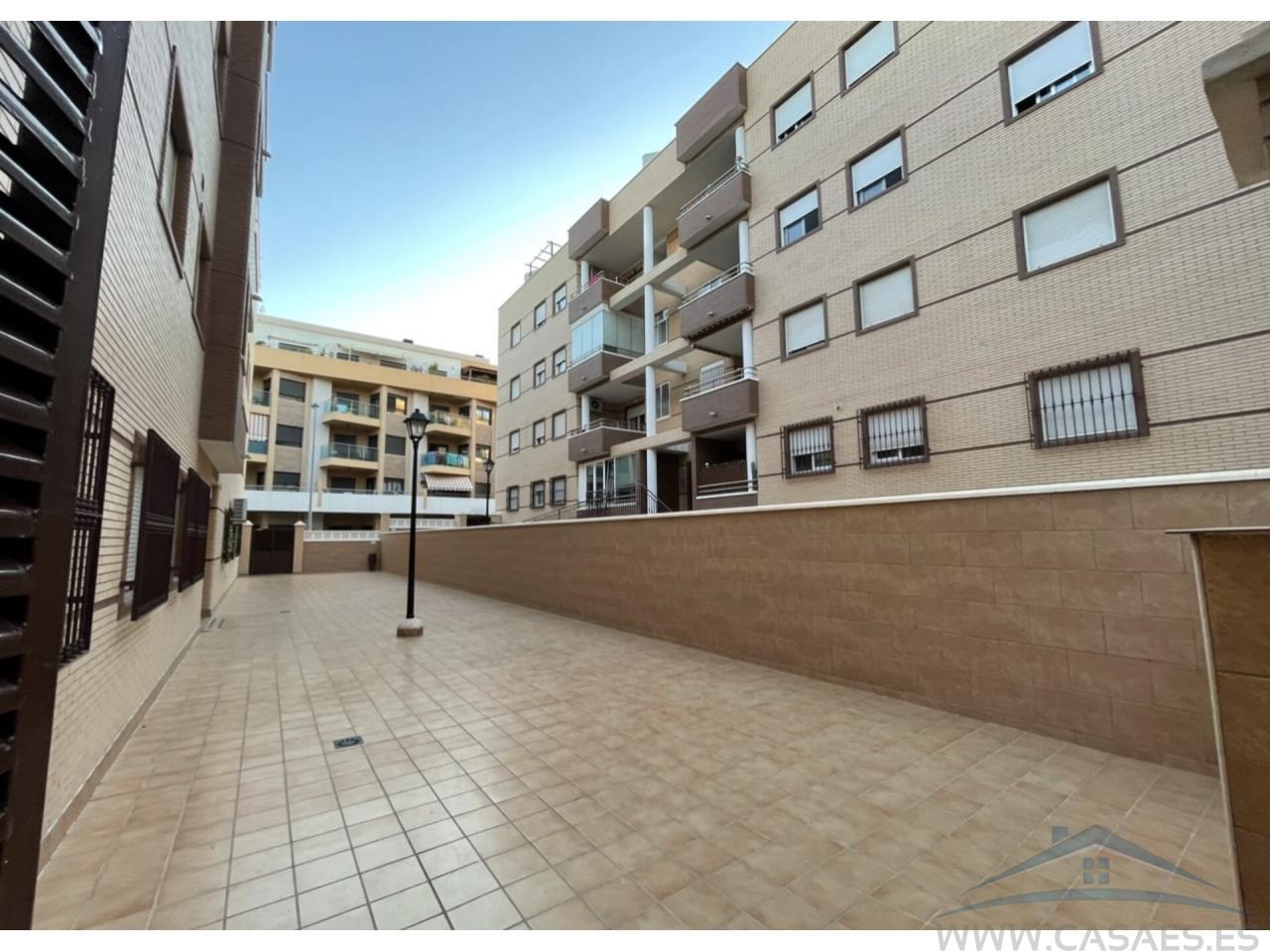 Alquiler de piso en Roquetas de Mar