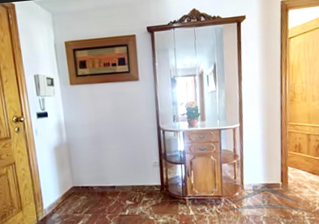 For sale of penthouse in Almería