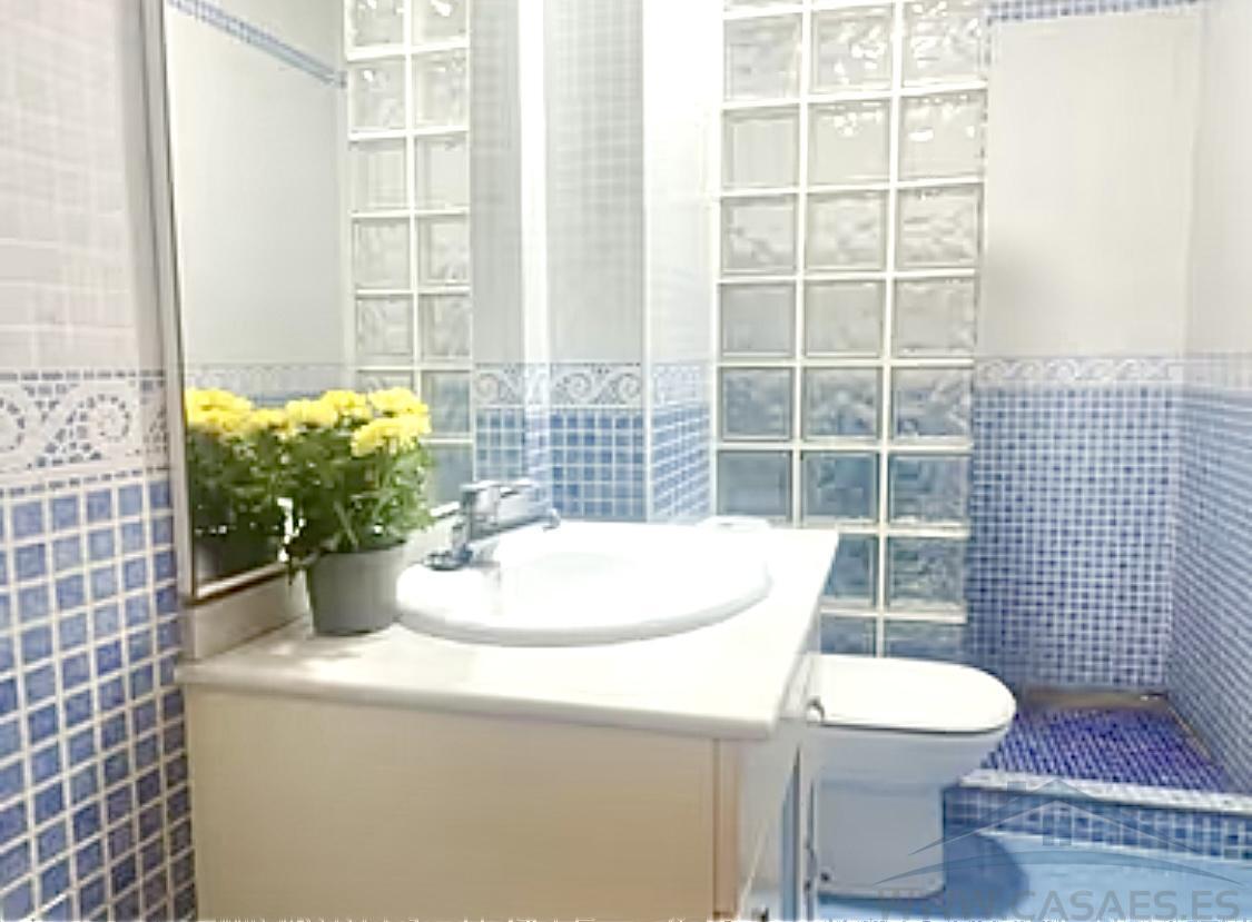 For sale of penthouse in Almería