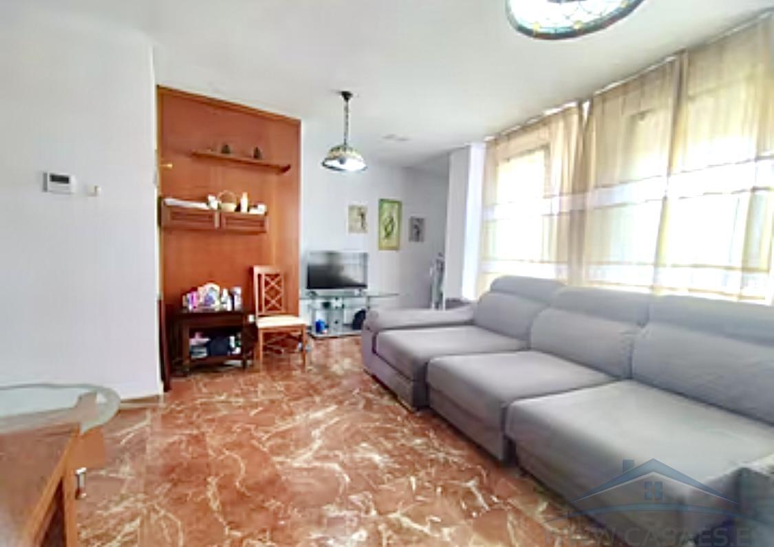 For sale of penthouse in Almería