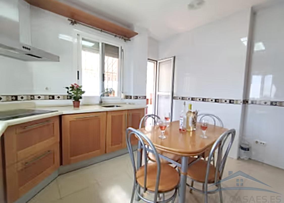 For sale of penthouse in Almería