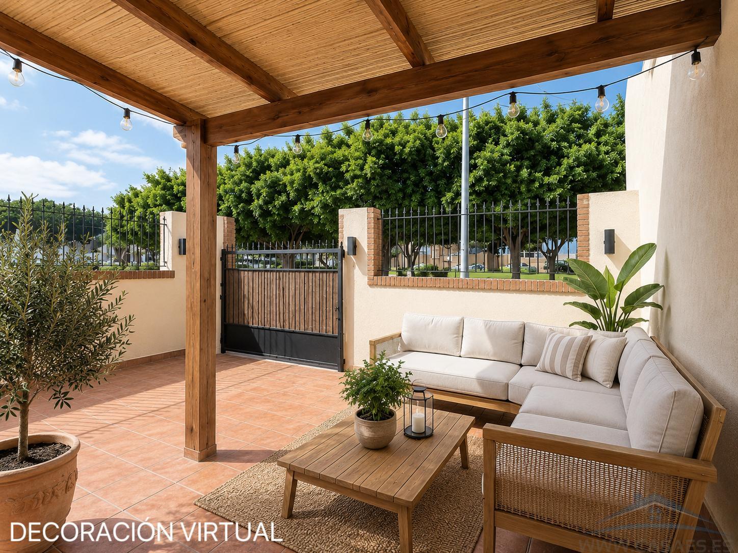 Venta de casa en Roquetas de Mar