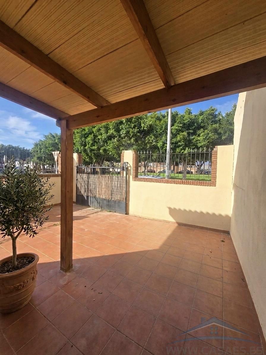 Venta de casa en Roquetas de Mar