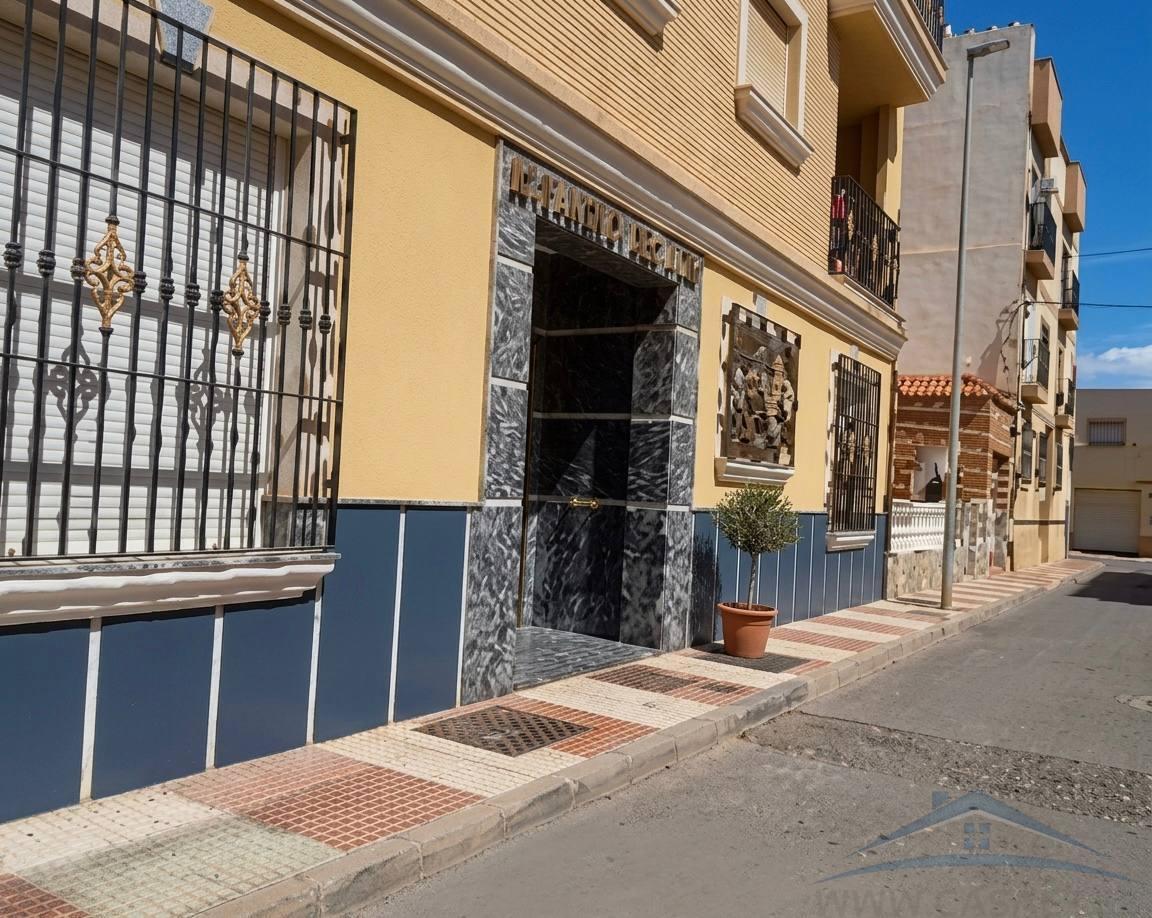 Venta de piso en Roquetas de Mar