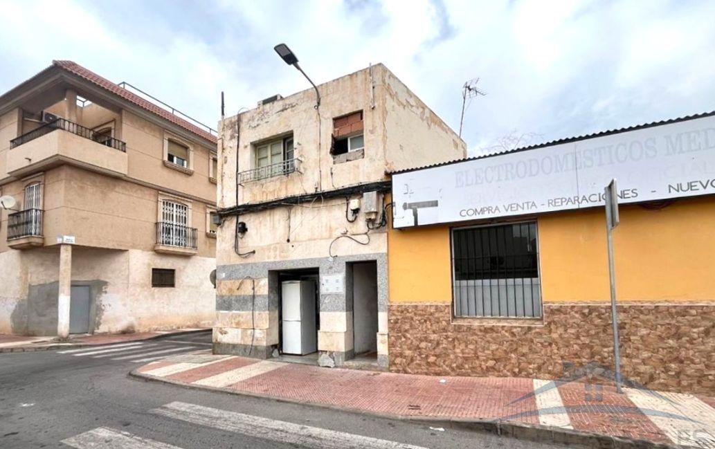 Venta de casa en Roquetas de Mar
