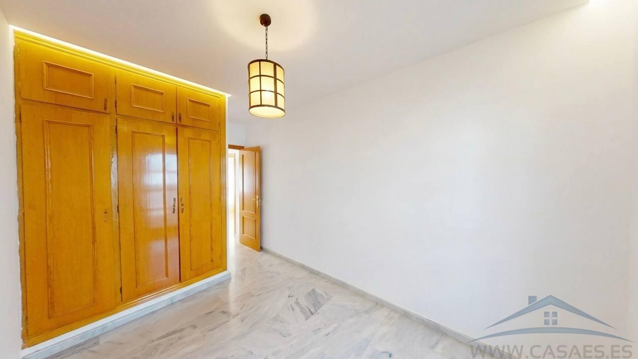 Venta de piso en Roquetas de Mar