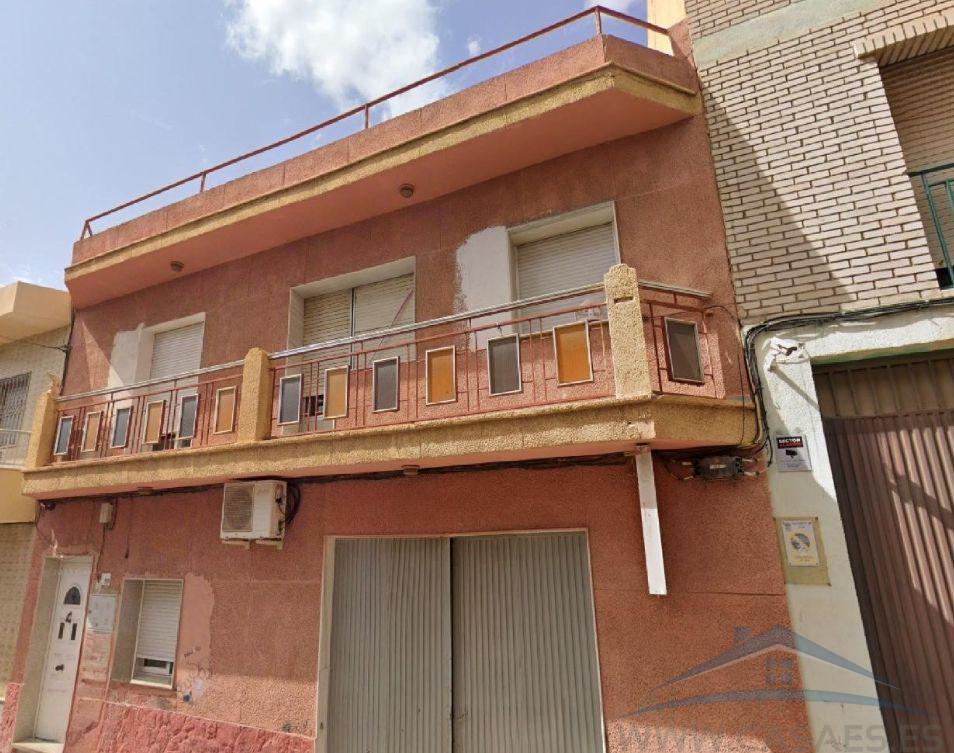 Venta de casa en Vícar