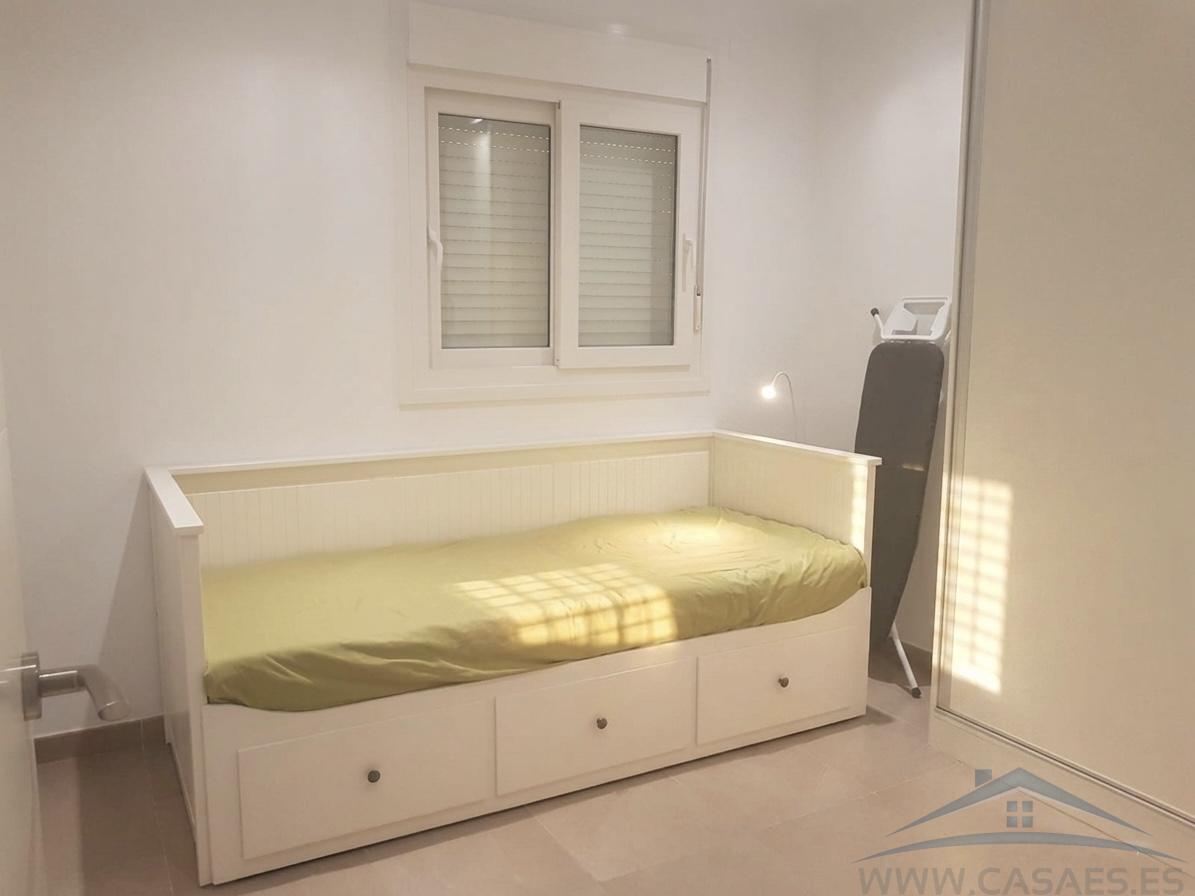 Alquiler de piso en Roquetas de Mar