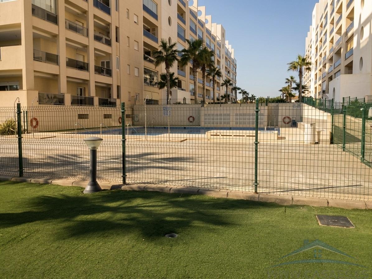 Alquiler de piso en Roquetas de Mar