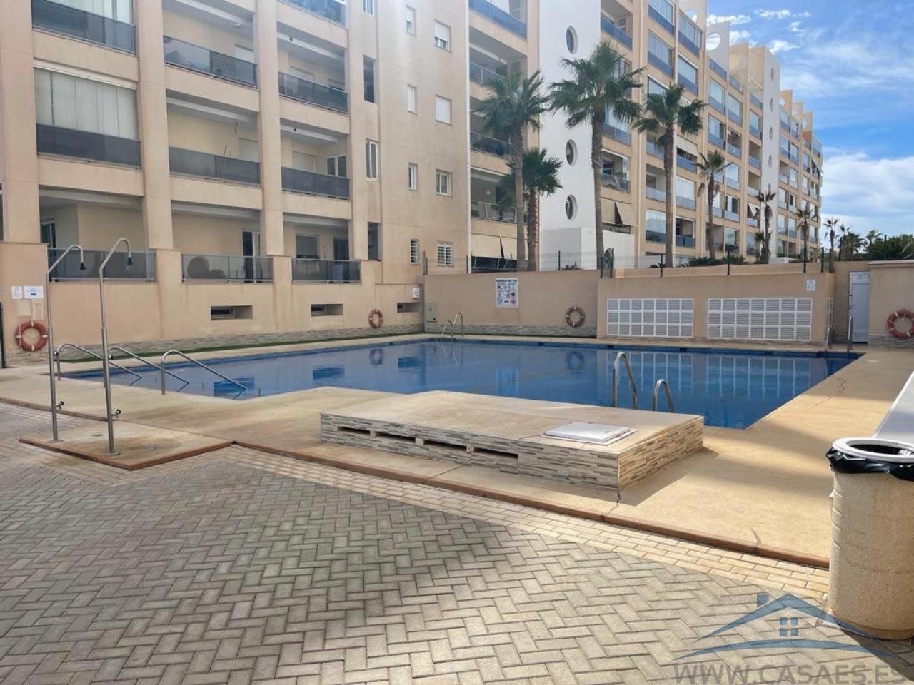 For rent of flat in Roquetas de Mar