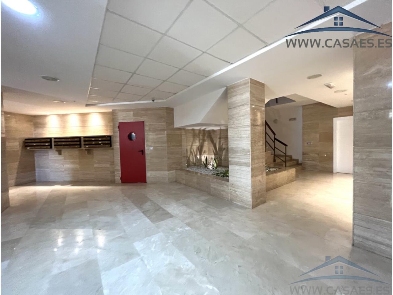 Venta de piso en Roquetas de Mar