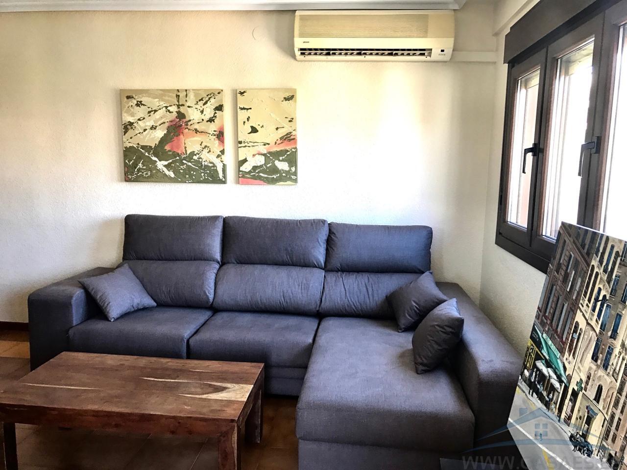 For rent of flat in Roquetas de Mar