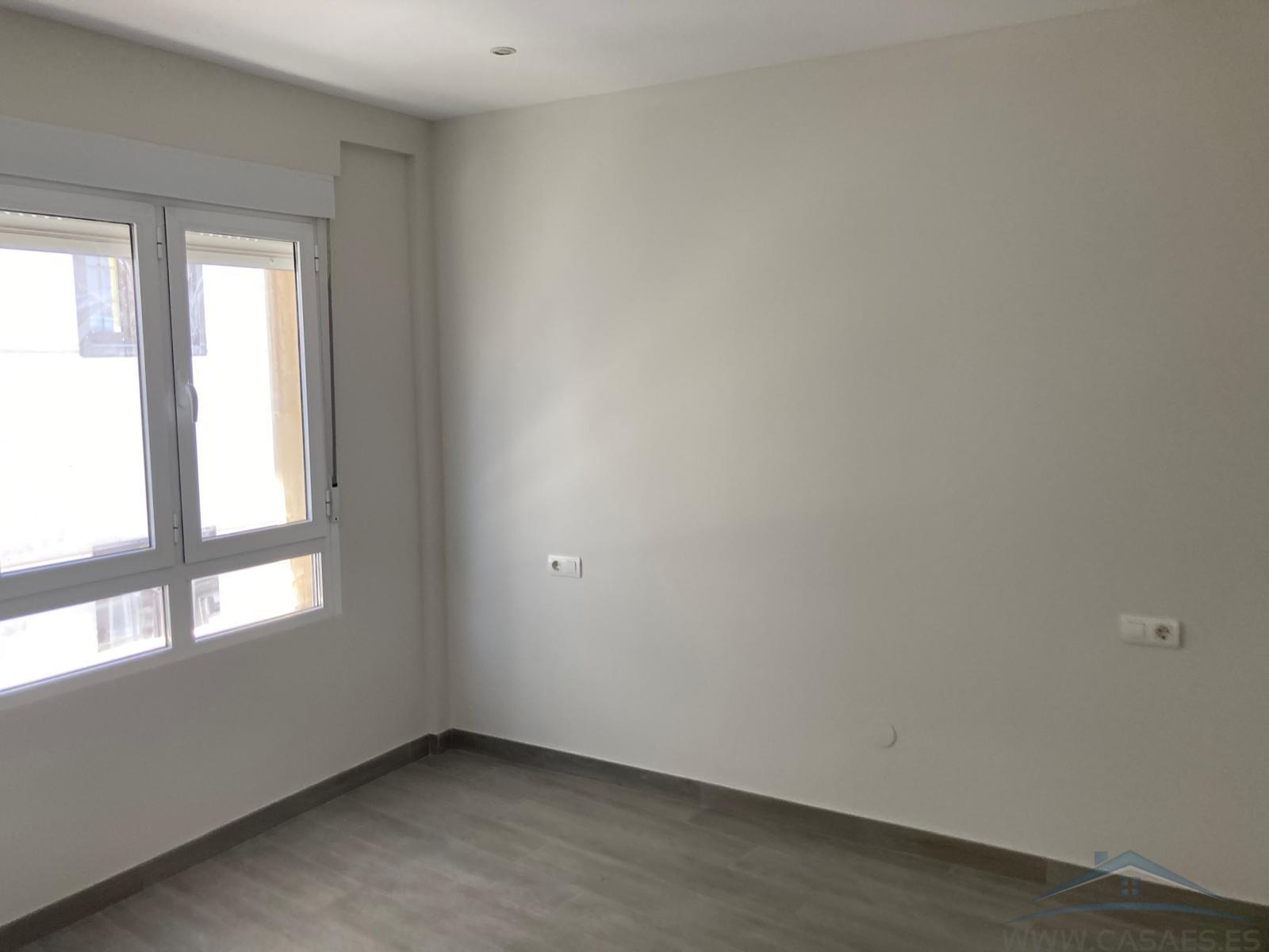 For rent of flat in Almería