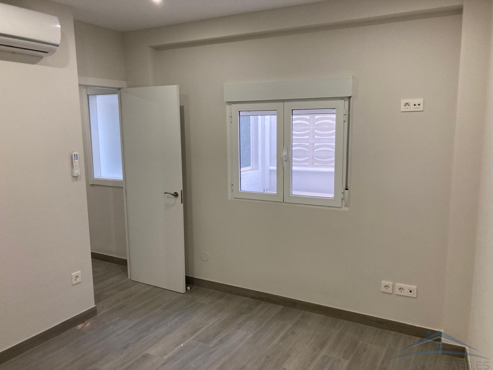 For rent of flat in Almería