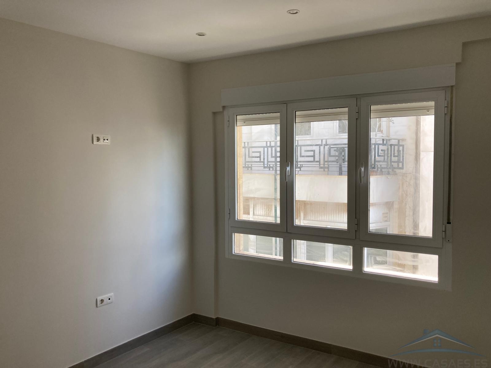For rent of flat in Almería