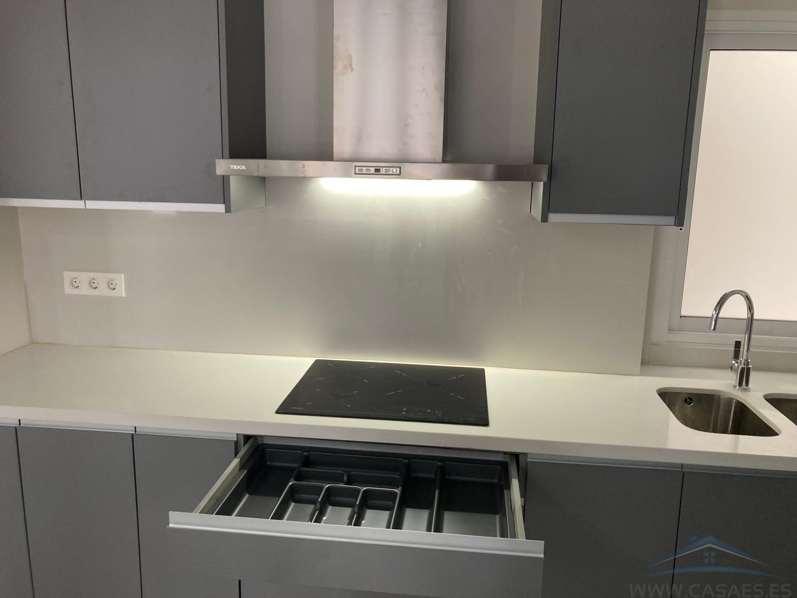 For rent of flat in Almería