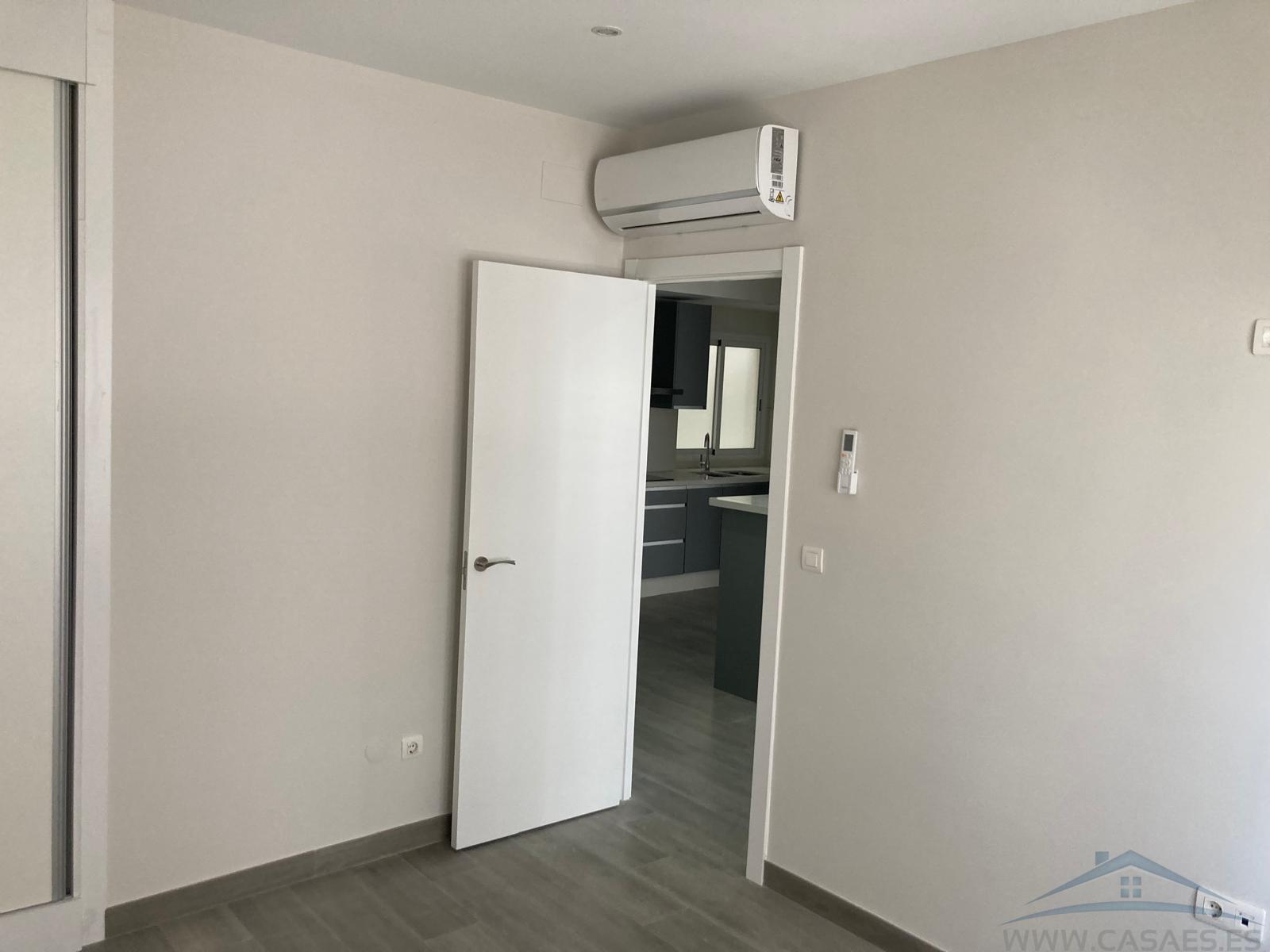 For rent of flat in Almería