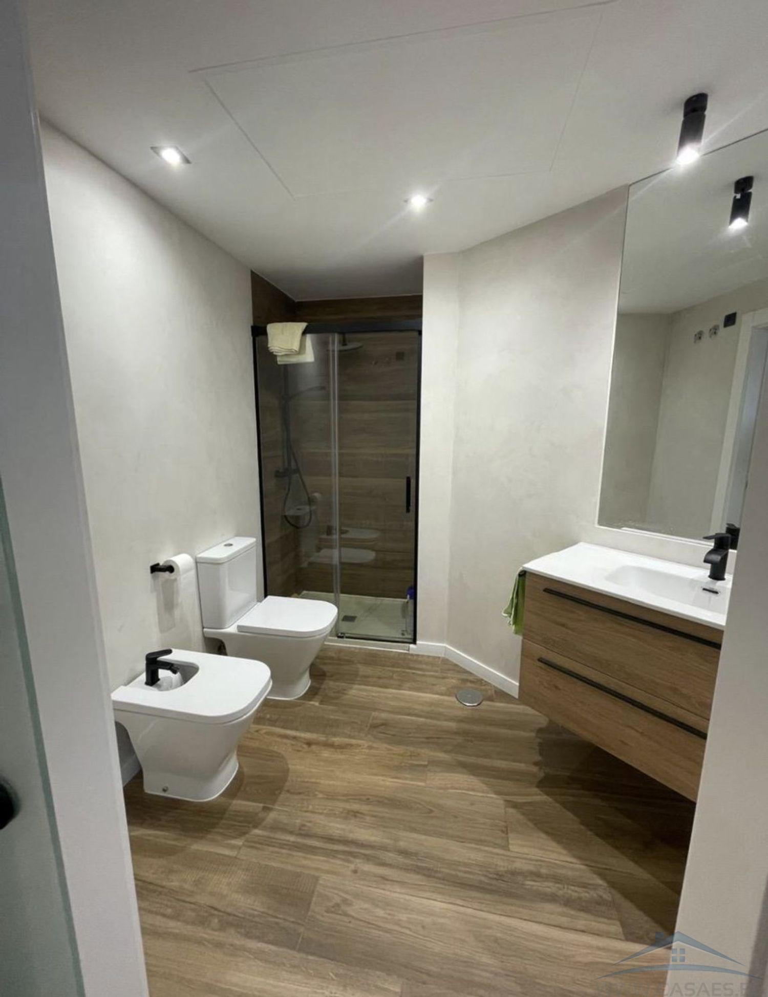 Venta de piso en Almería