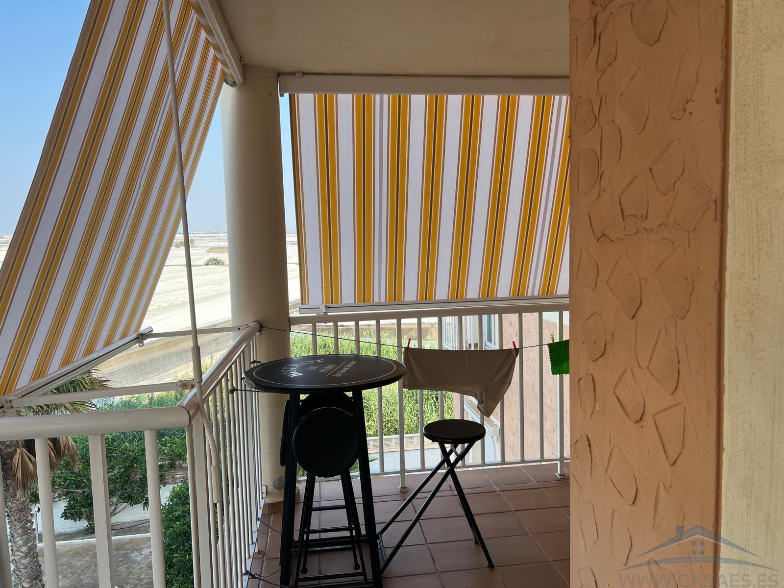 Venta de piso en Almerimar