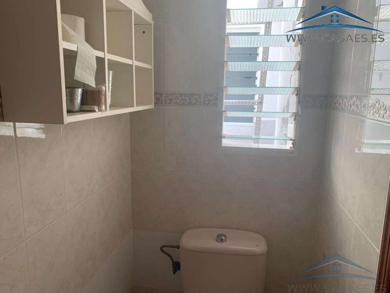 For rent of flat in Almería