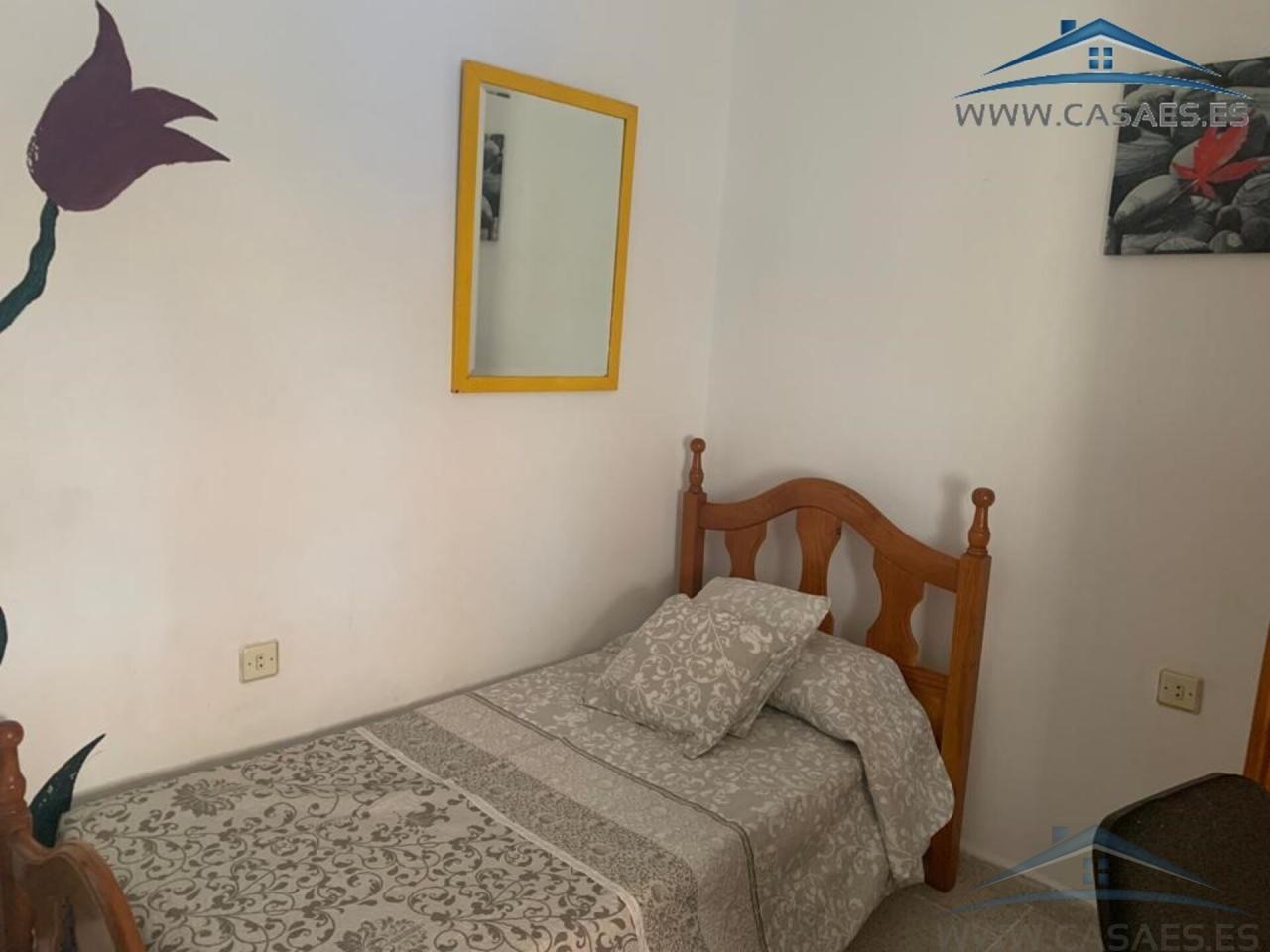 For rent of flat in Almería