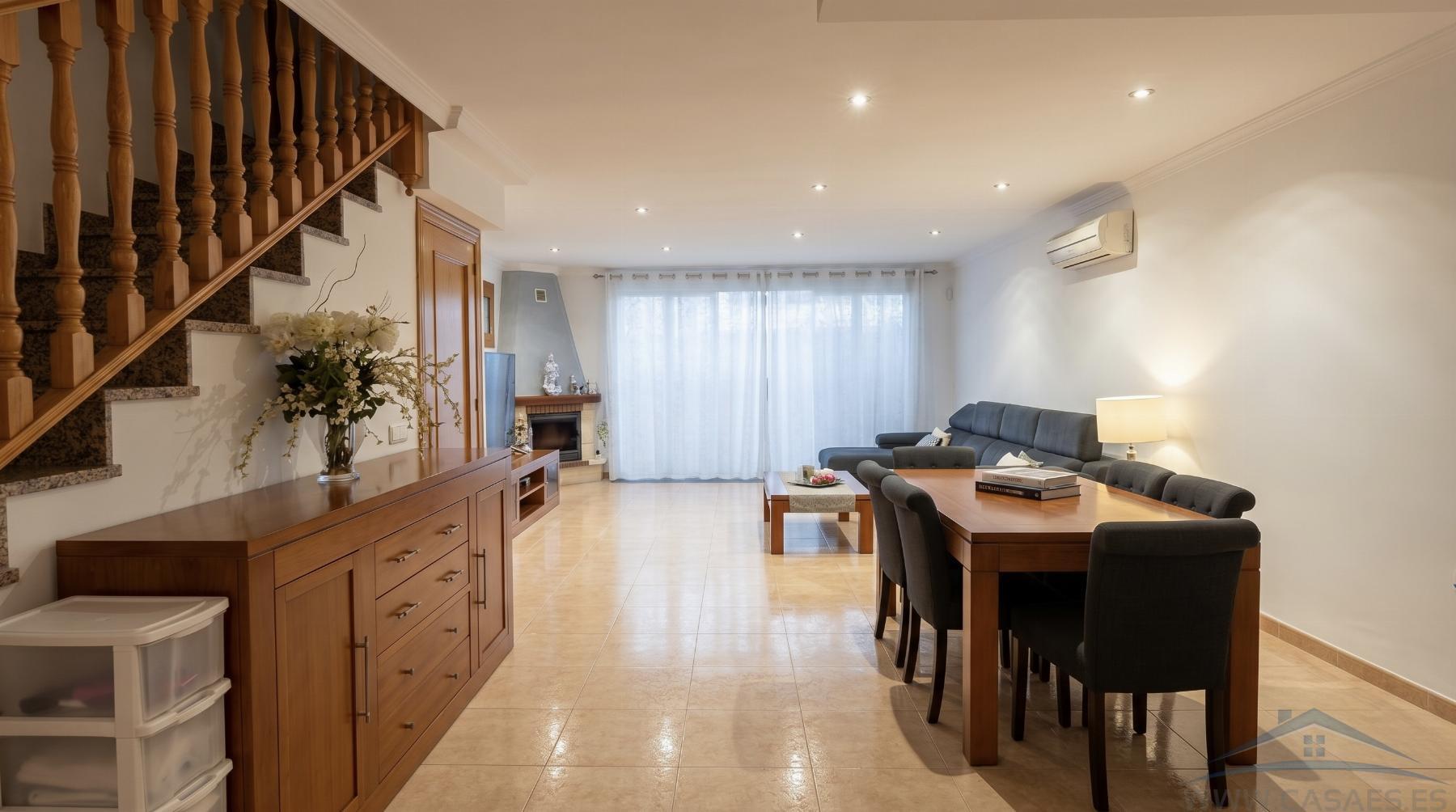 Venta de chalet en Aguadulce