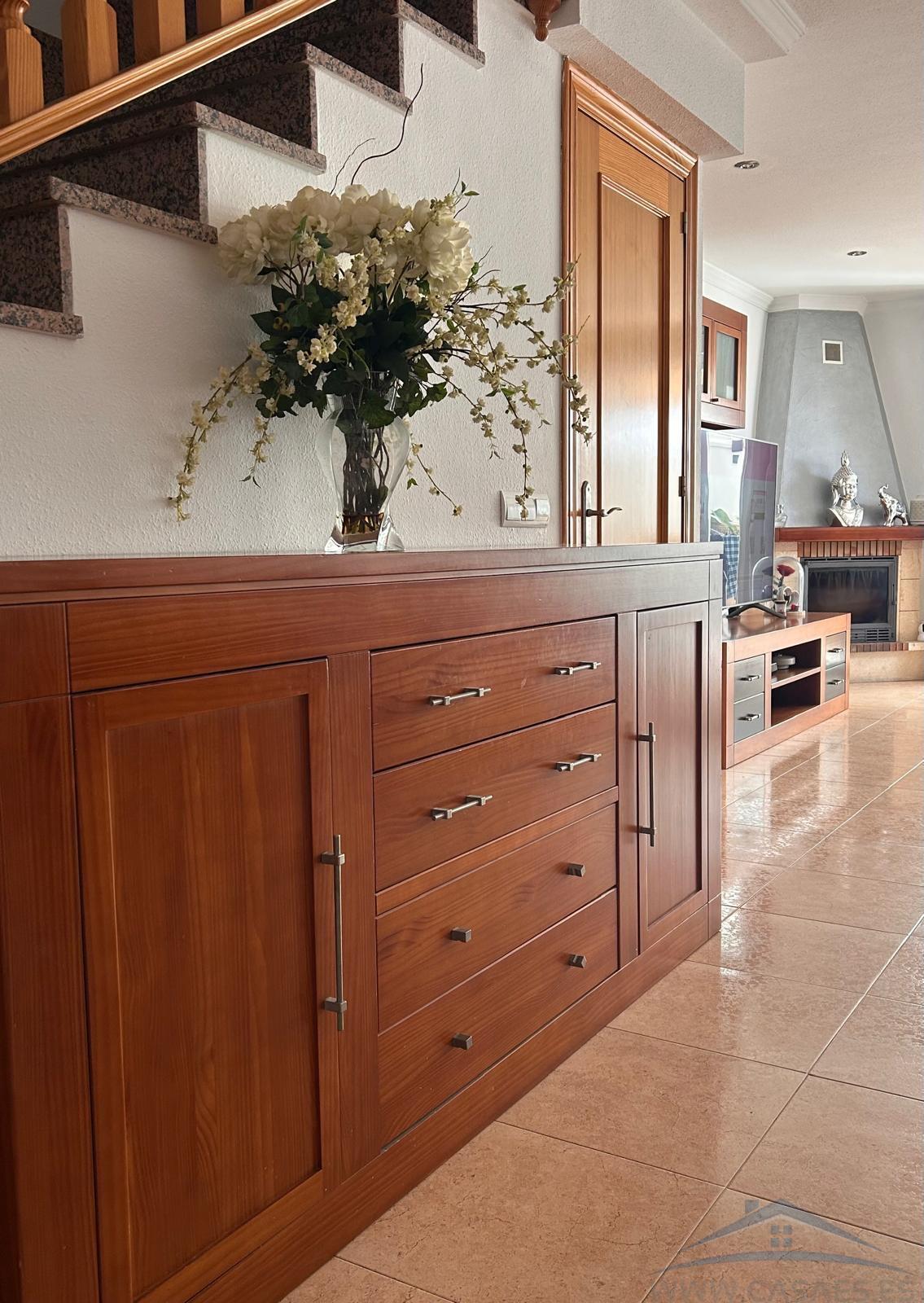 Venta de chalet en Aguadulce
