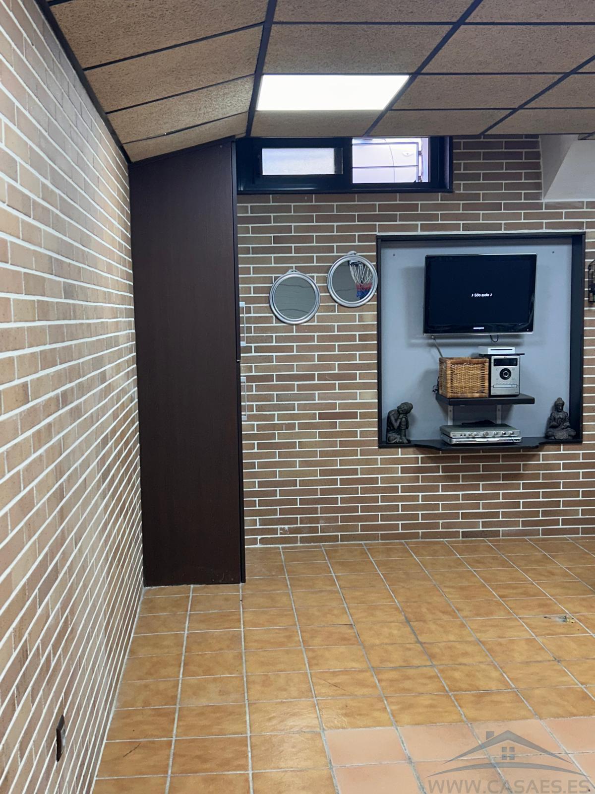 Venta de chalet en Aguadulce