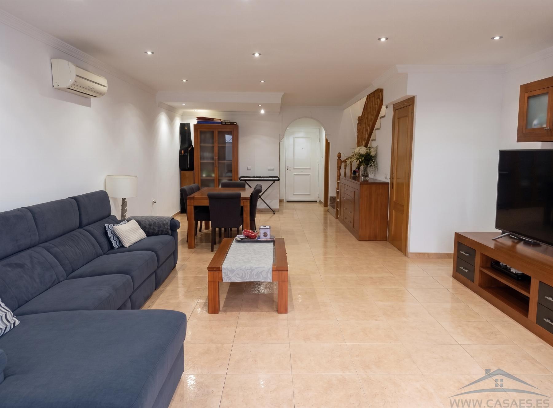 Venta de chalet en Aguadulce
