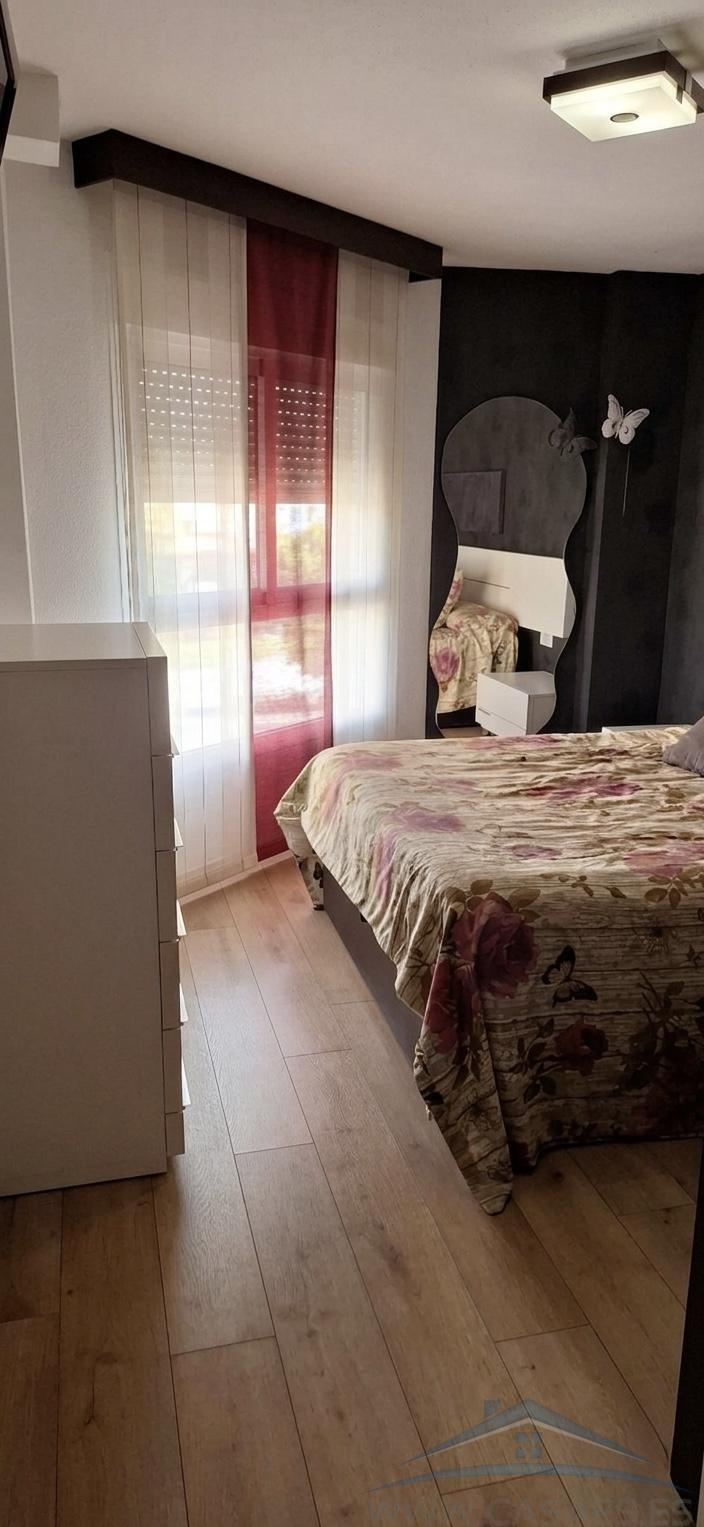 Venta de piso en Almería