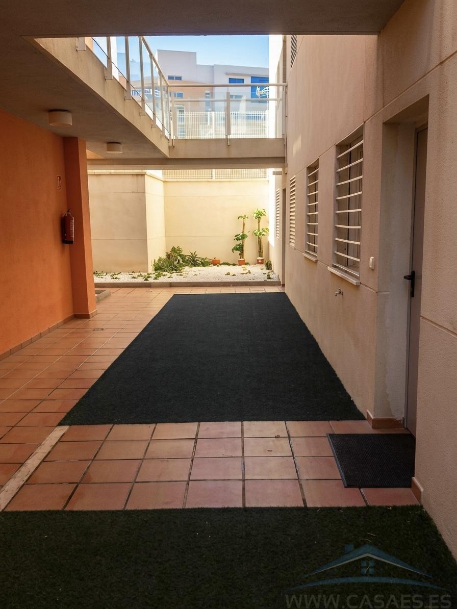 Venta de piso en Vícar